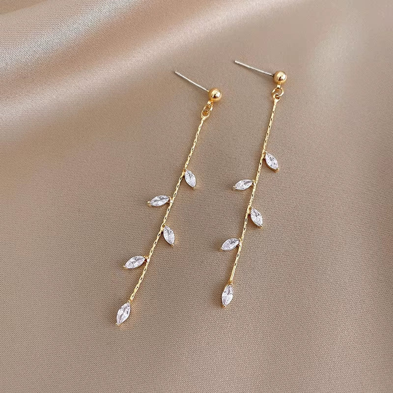 2024 Trendy Long Wire Tassel Thread Chain Climb Star Heart Beads Pendants Drop Earrings Women'S Rhinestone Accessories Jewelry