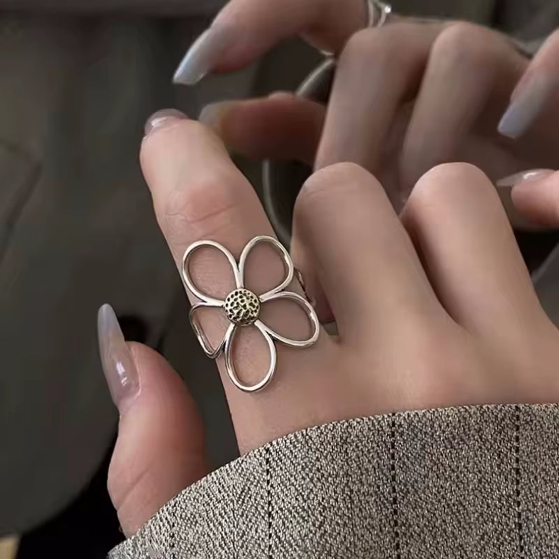 Metal Zirconia Mansard Open Geometric Ring Women'S Exaggerated Glamour Ring Banquet Jewelry Accessories