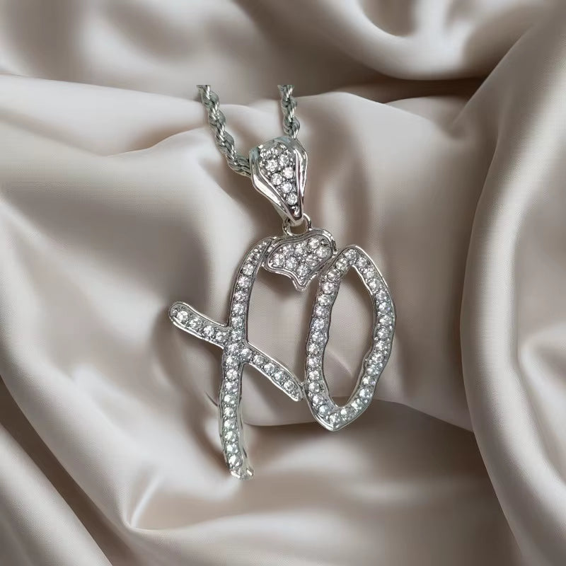 Exquisite Creative Bubble Letter Xo Inlaid White Zircon Pendant Necklace Men'S Fashion Casual Party Jewelry Holiday Gifts