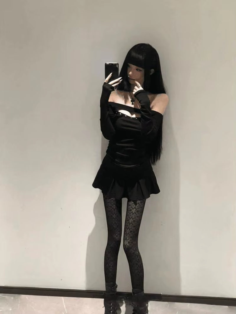 Rivet Hollow Out Women'S T-Shirt Long Sleeve Black 2000S Clothes Y2K Slim Autumn Tops off Shoulder Tees Female Clothing